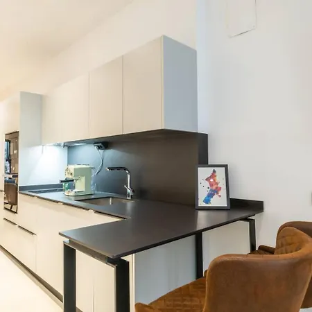 Flats Nou Mestalla Apartment