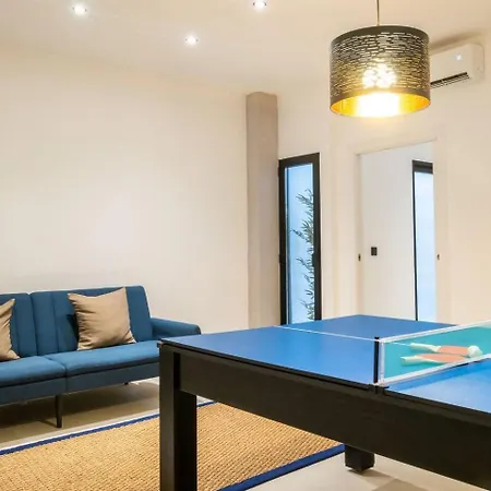 Flats Nou Mestalla Apartment *