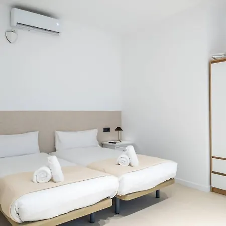 Flats Nou Mestalla شقة